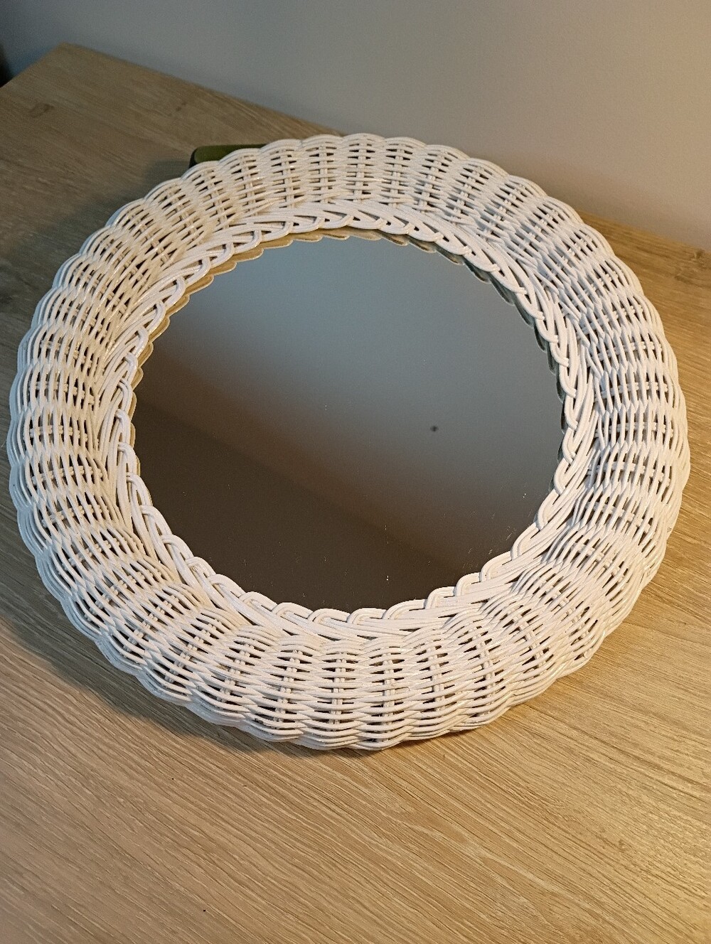 Vintage White Wicker Round Mirror 13"
